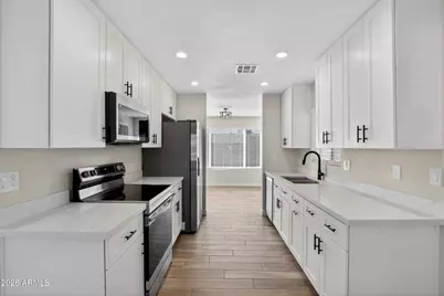 2355 W Waltann Lane, Phoenix, AZ 85023 - Photo 4