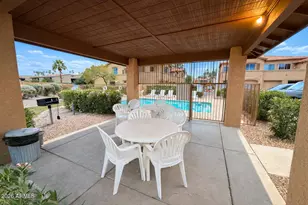 805 S Sycamore Ave, Mesa, AZ 85202 - Photo 36