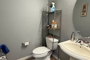 15946 W Port Royale Ln, Surprise, AZ 85379 - Photo 26