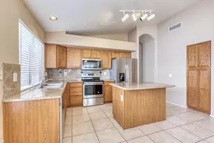 21634 N 44th Pl, Phoenix, AZ 85050 - Photo 8