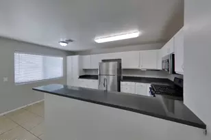 7024 N 77th Dr, Glendale, AZ 85303 - Photo 4