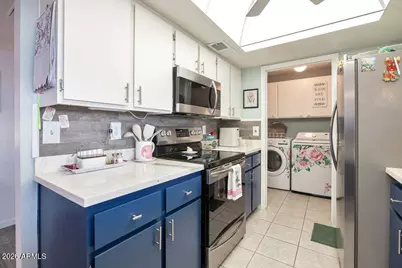 13280 W Countryside Drive, Sun City West, AZ 85375 - Photo 12