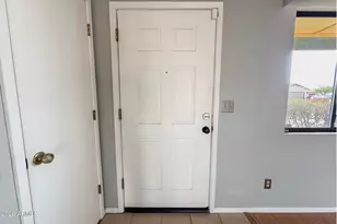 10388 W Fernando Dr, Arizona City, AZ 85123 - Photo 6