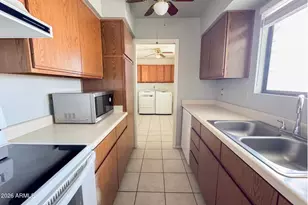 10388 W Fernando Dr, Arizona City, AZ 85123 - Photo 12