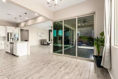 7528 W Warner Street, Phoenix, AZ 85043 - Photo 2