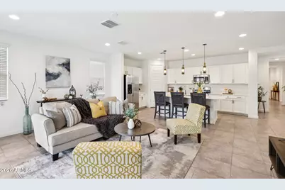 18816 W Cortez Street, Surprise, AZ 85388 - Photo 8