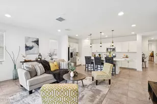 18816 W Cortez St, Surprise, AZ 85388 - Photo 8