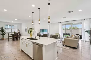 18816 W Cortez St, Surprise, AZ 85388 - Photo 6