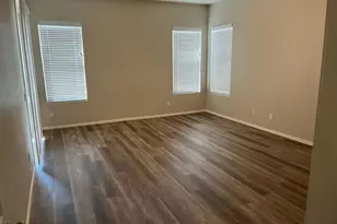 3225 W Leisure Ln, Phoenix, AZ 85086 - Photo 8