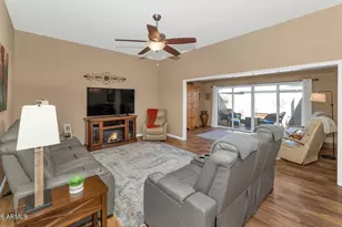 16652 N Boswell Blvd, Sun City, AZ 85351 - Photo 8