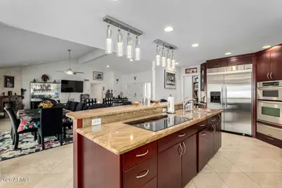 10665 E Gold Dust Avenue, Scottsdale, AZ 85258 - Photo 14