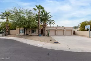 10665 E Gold Dust Ave, Scottsdale, AZ 85258 - Photo 1