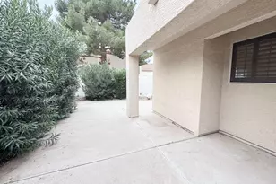 12030 N 40th Way, Phoenix, AZ 85028 - Photo 34