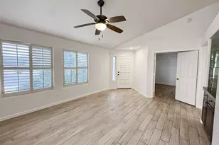 12030 N 40th Way, Phoenix, AZ 85028 - Photo 8