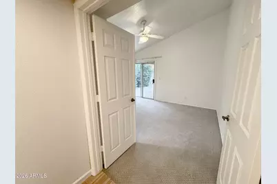 12030 N 40th Way, Phoenix, AZ 85028 - Photo 16