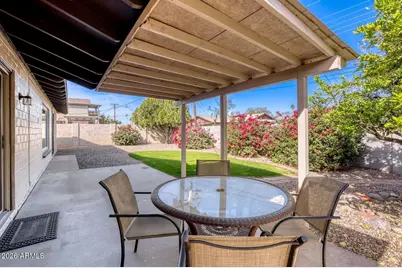 8640 E Wilshire Drive, Scottsdale, AZ 85257 - Photo 10