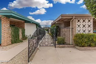 3713 E Glenrosa Ave, Phoenix, AZ 85018 - Photo 1