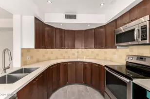 3713 E Glenrosa Ave, Phoenix, AZ 85018 - Photo 14