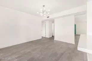 3713 E Glenrosa Ave, Phoenix, AZ 85018 - Photo 10