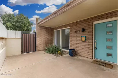 3713 E Glenrosa Avenue, Phoenix, AZ 85018 - Photo 1