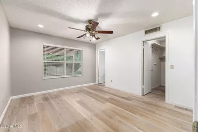 3525 E Wickieup Lane, Phoenix, AZ 85050 - Photo 20