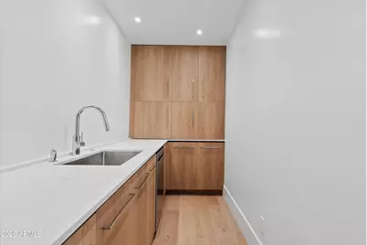 4610 E Flower Street, Phoenix, AZ 85018 - Photo 10