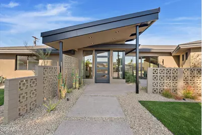 4610 E Flower Street, Phoenix, AZ 85018 - Photo 2