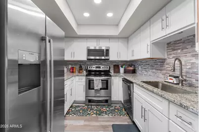 202 E Ruth Avenue #2, Phoenix, AZ 85020 - Photo 6