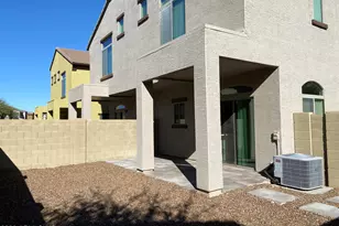 2725 E Mine Creek Rd, Phoenix, AZ 85024 - Photo 22