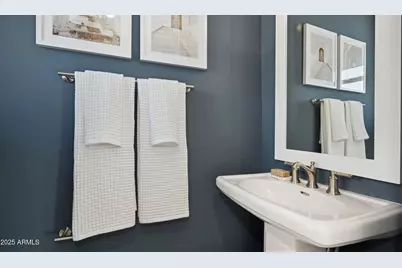 8184 N 80th Lane, Peoria, AZ 85345 - Photo 10