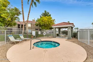 2929 W Yorkshire Dr, Phoenix, AZ 85027 - Photo 22