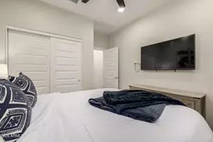 3232 W Juniper Canyon Dr, Phoenix, AZ 85083 - Photo 18