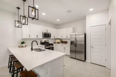 3232 W Juniper Canyon Drive, Phoenix, AZ 85083 - Photo 4