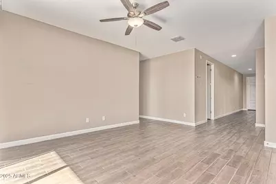 707 W Hartford Avenue, Phoenix, AZ 85023 - Photo 4