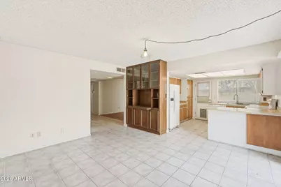 16016 N 48th Avenue, Glendale, AZ 85306 - Photo 14