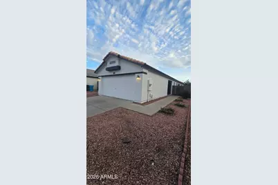 3043 W Covey Lane, Phoenix, AZ 85027 - Photo 2
