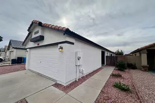 3043 W Covey Ln, Phoenix, AZ 85027 - Photo 1