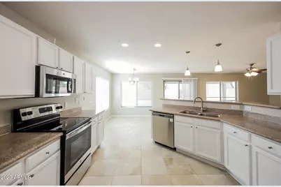 2255 E Parkside Lane, Phoenix, AZ 85024 - Photo 10