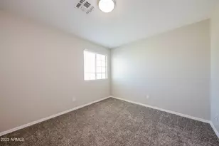 2255 E Parkside Ln, Phoenix, AZ 85024 - Photo 14