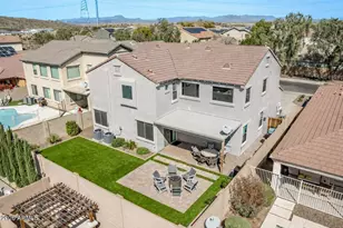 2507 E Rustling Oaks Ln, Phoenix, AZ 85024 - Photo 10