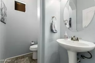 2507 E Rustling Oaks Ln, Phoenix, AZ 85024 - Photo 22