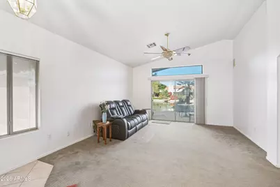 8746 W Lisbon Lane, Peoria, AZ 85381 - Photo 16