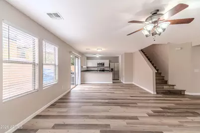9425 W Wilshire Avenue, Phoenix, AZ 85037 - Photo 8