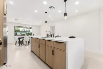 3247 E Sheridan Street, Phoenix, AZ 85008 - Photo 12