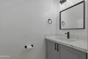 21655 N 36th Ave, Glendale, AZ 85308 - Photo 14