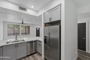 21655 N 36th Ave, Glendale, AZ 85308 - Photo 10