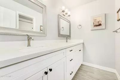 3025 E Sierra Street, Phoenix, AZ 85028 - Photo 28