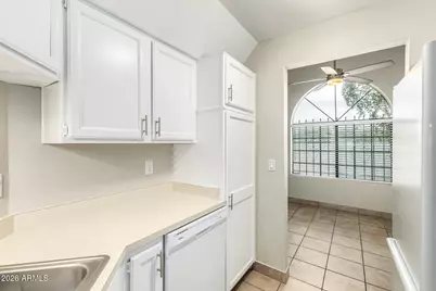 4328 N 36th Street #3, Phoenix, AZ 85018 - Photo 12