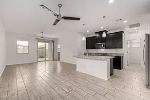 14377 W Surrey Dr, Surprise, AZ 85379 - Photo 24