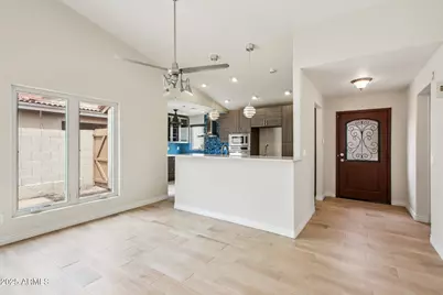 4223 E Cassia Way, Phoenix, AZ 85044 - Photo 14